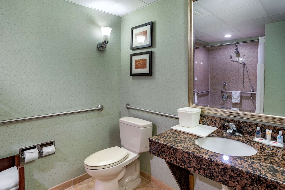 Suite, 2 Queen Beds, Accessible, Non Smoking - Photo 5