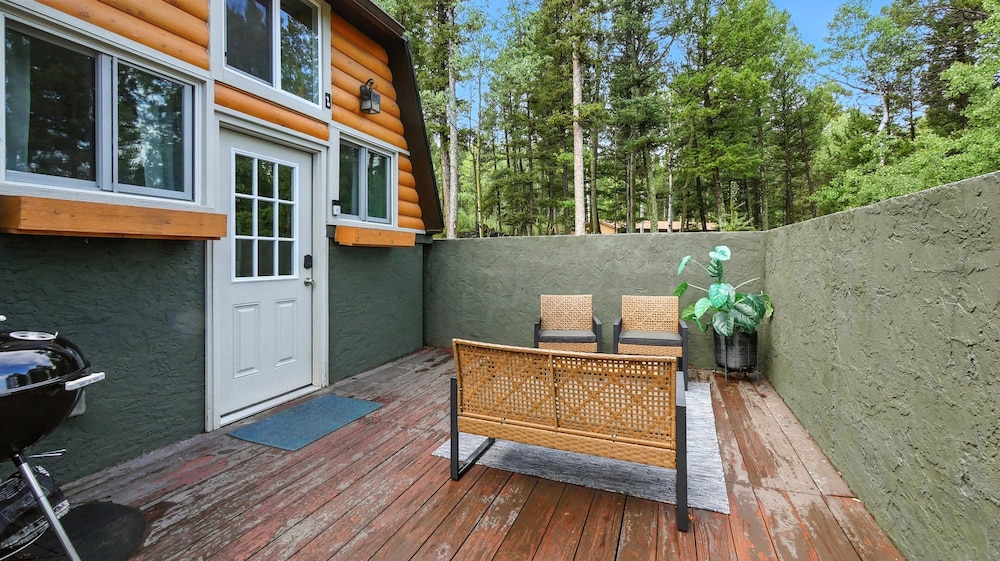 Cabin, 2 Bedrooms photo 3