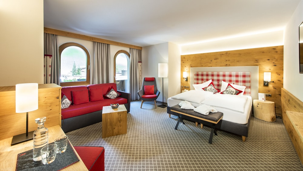 Junior Quadruple Room photo 1