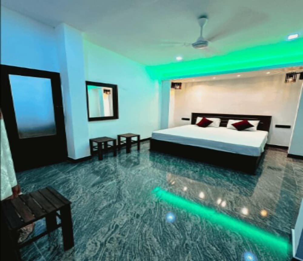 Standard Cabin, Balcony, Lake View photo 1
