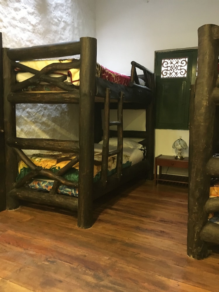 Family Room, Multiple Beds, Private Bathroom, Ground Floor photo 1