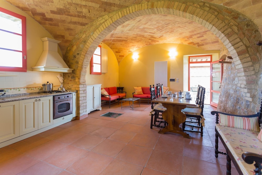 Deluxe Apartment, 2 Bedrooms, Kitchenette, Vineyard View photo 2