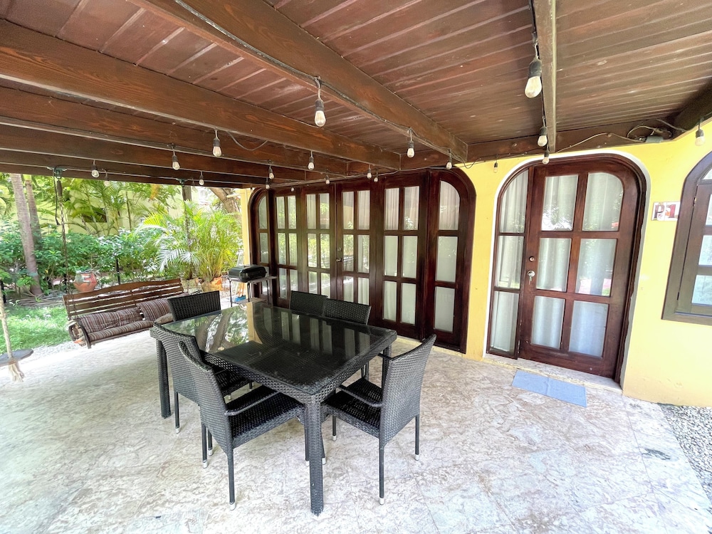 Grand Villa, 2 Bedrooms, Garden Area