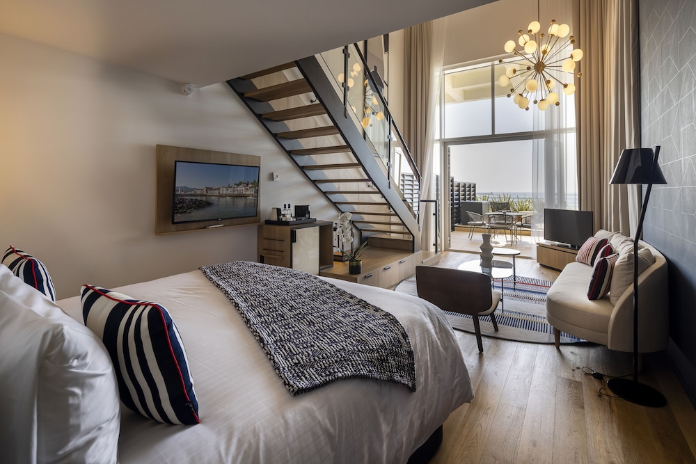 Superior Duplex, Sea View - Photo 3