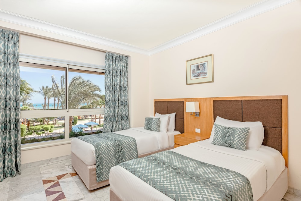 Family Suite, Sea View - Photo 4