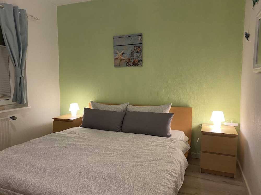 Basic Apartment photo 2