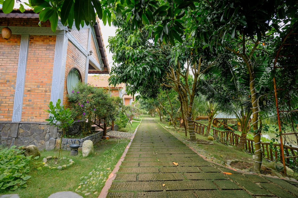 Eco Bungalow Garden - Photo 2