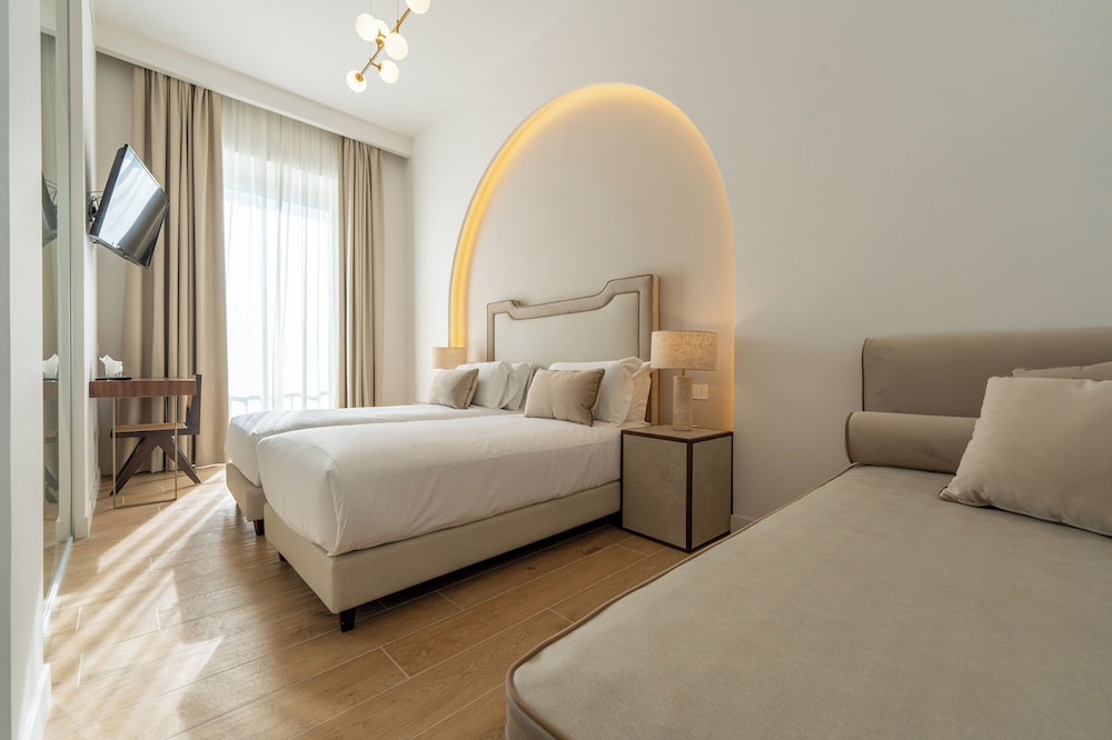 Junior Double or Twin Room, City View