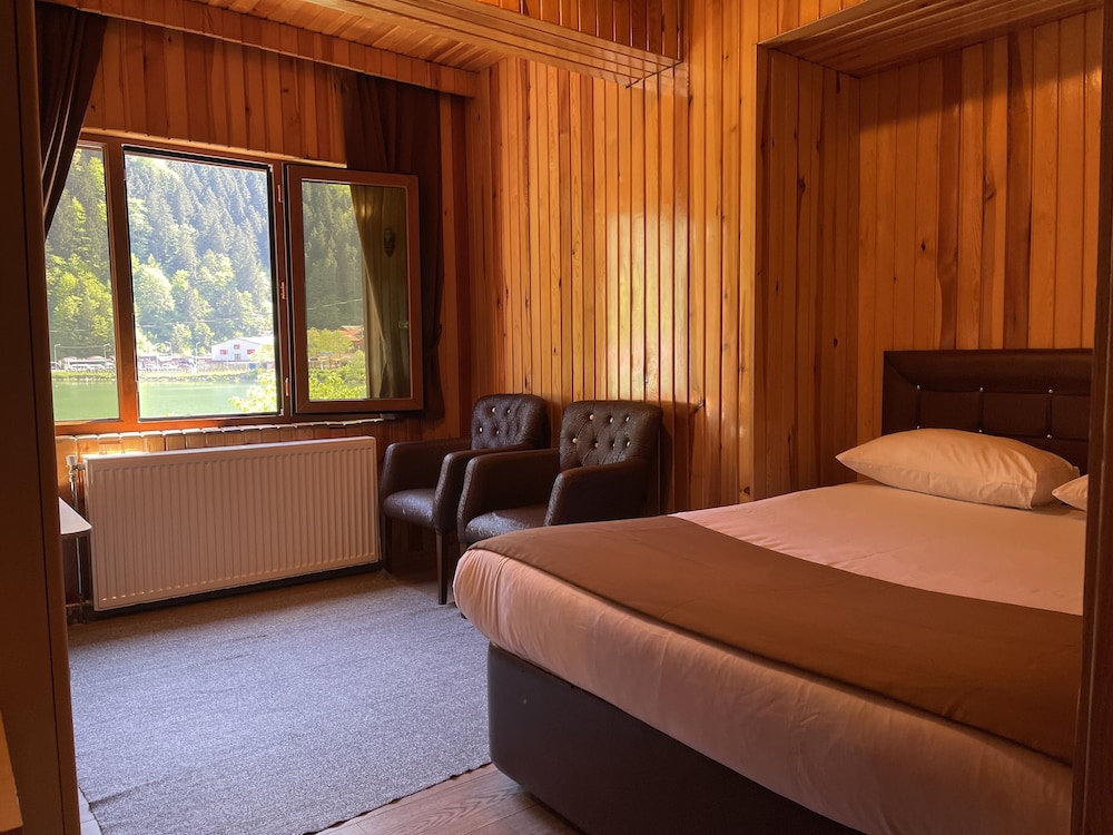 Classic Room, 1 Double Bed, Lake View