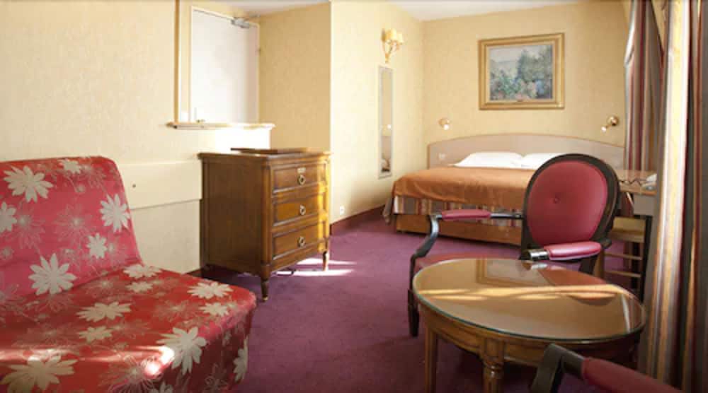 Double Room thumbnail 6