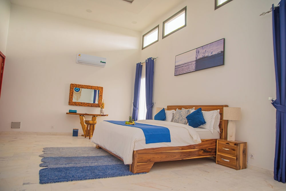 Signature Double Room, Balcony, Pool View photo 2