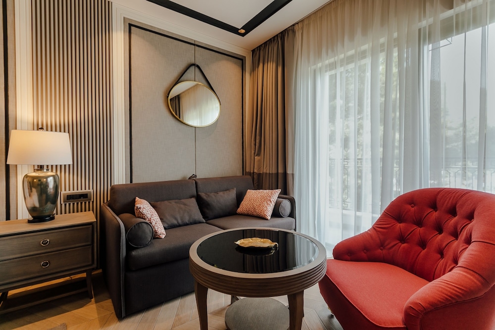 Junior Suite, Balcony, Partial Sea View - Photo 12