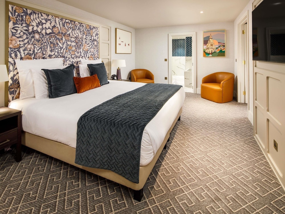 Junior Suite, 1 Double Bed with Sofa bed photo 3