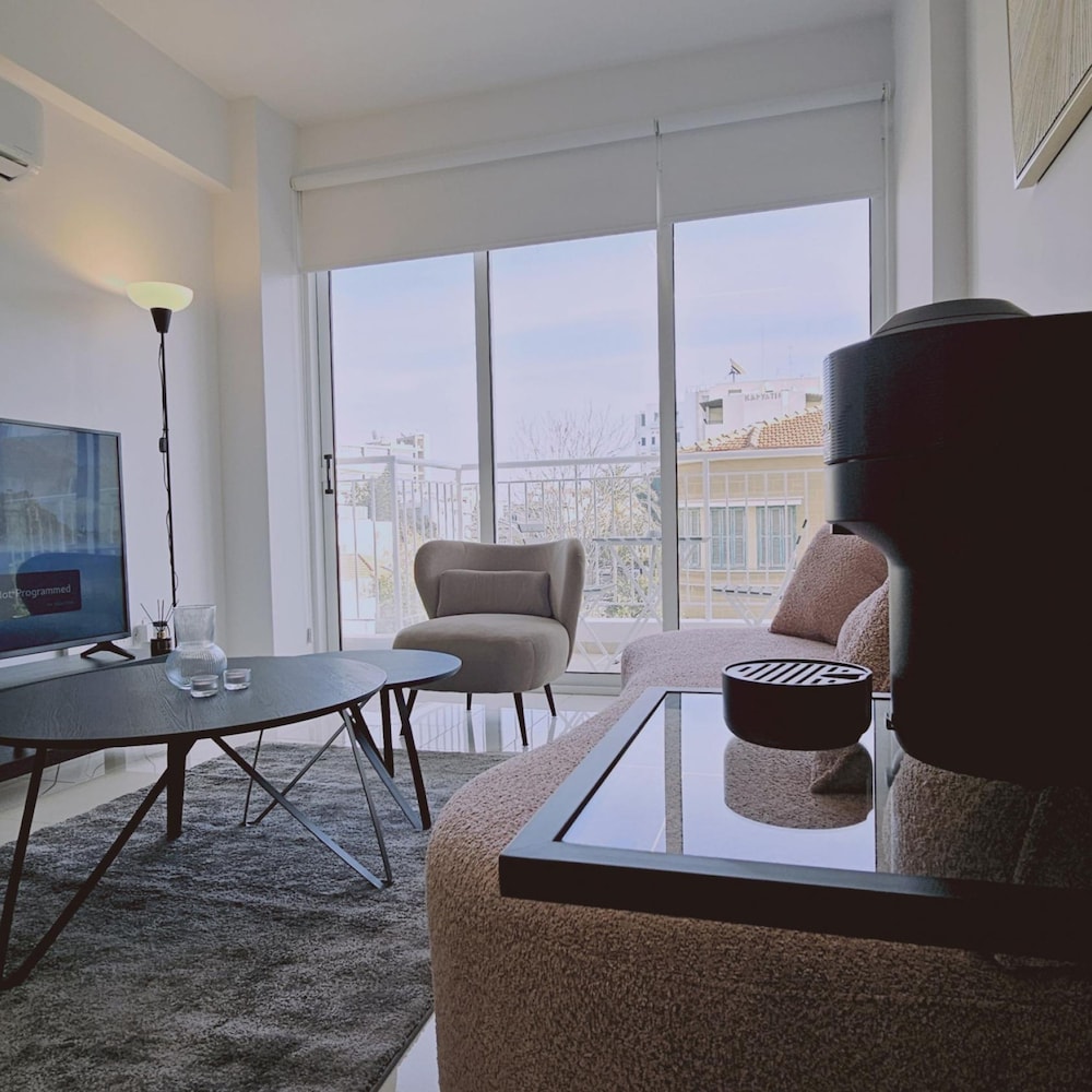 Apartment photo 1