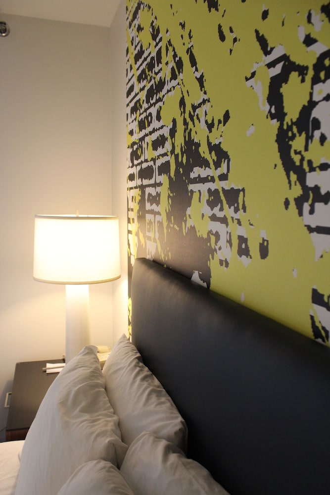 Suite, Multiple Beds, Non Smoking photo 2