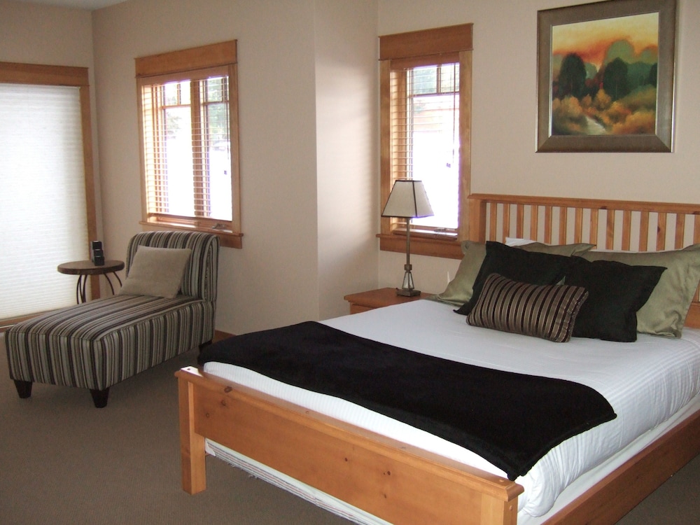 Condo, 3 Bedrooms photo 1