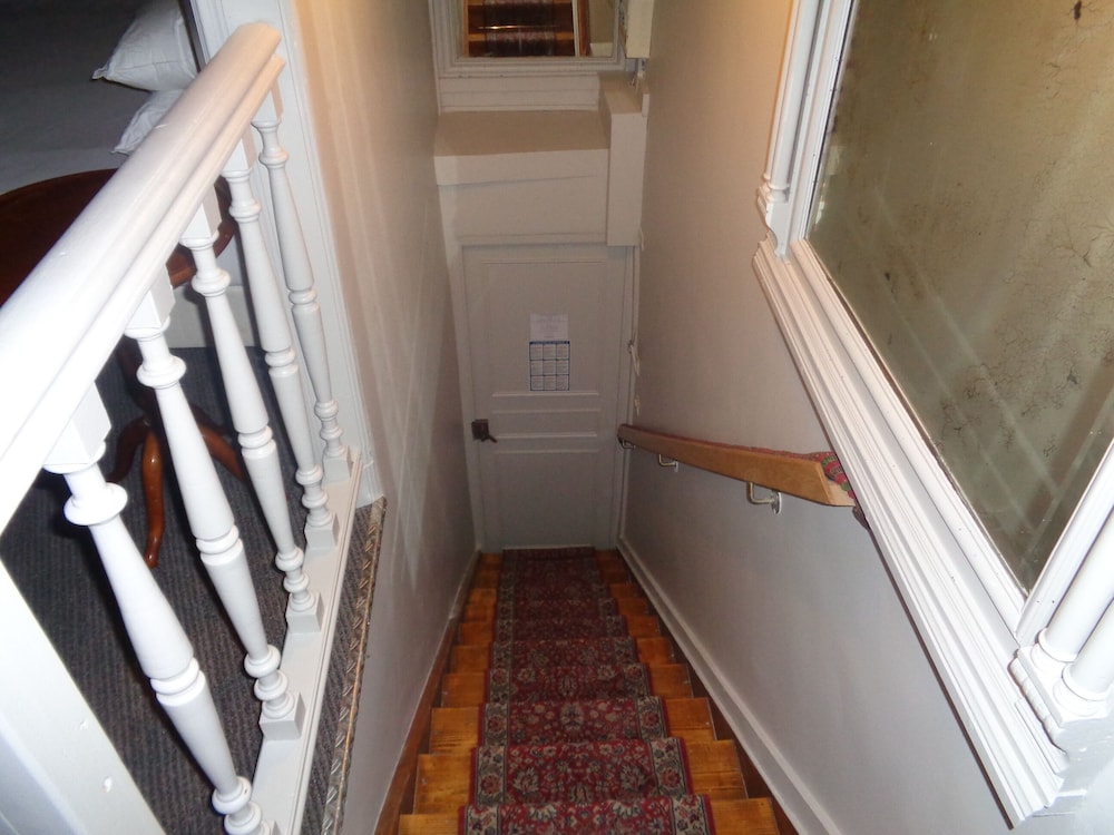 Superior Double Room - Notre Dame View photo 3