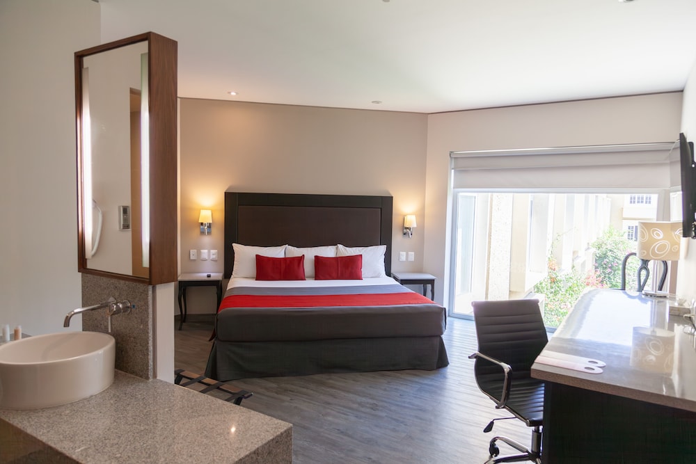 Executive Room - Photo 2