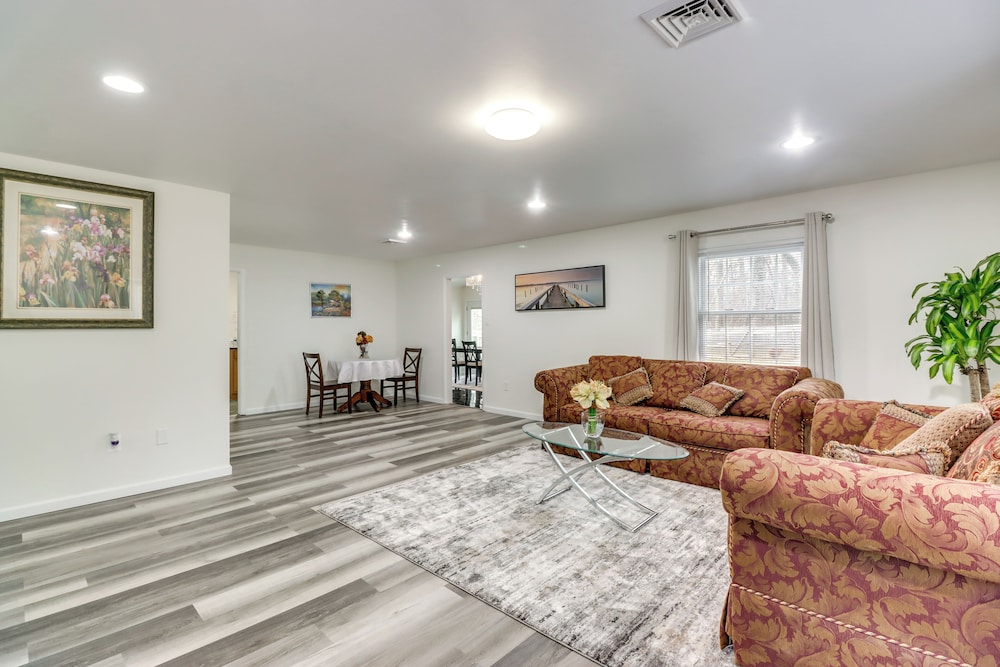 House (4 Bedrooms) photo 3