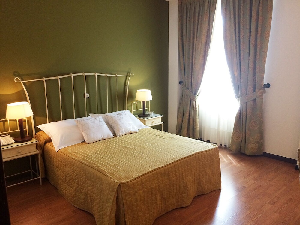 Basic Double or Twin Room