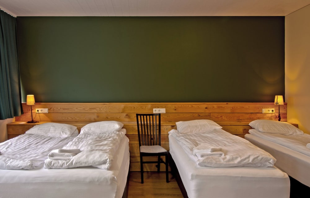 Family Suite, Private Bathroom