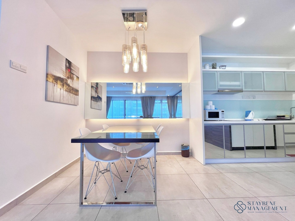Exclusive Apartment, 3 Bedrooms, Non Smoking, Private Bathroom - Photo 6