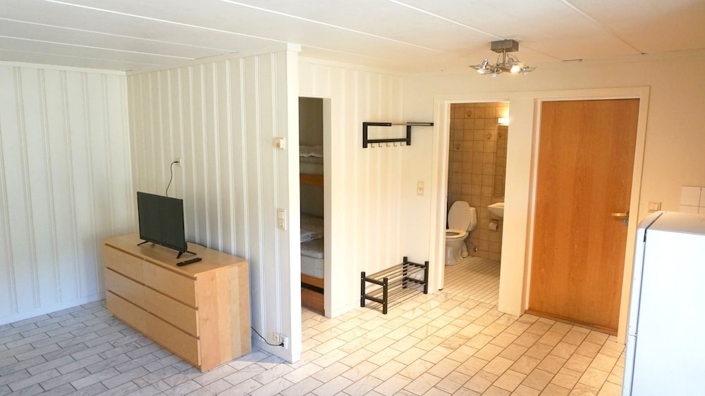 Basic Apartment, 1 Bedroom, River View photo 3