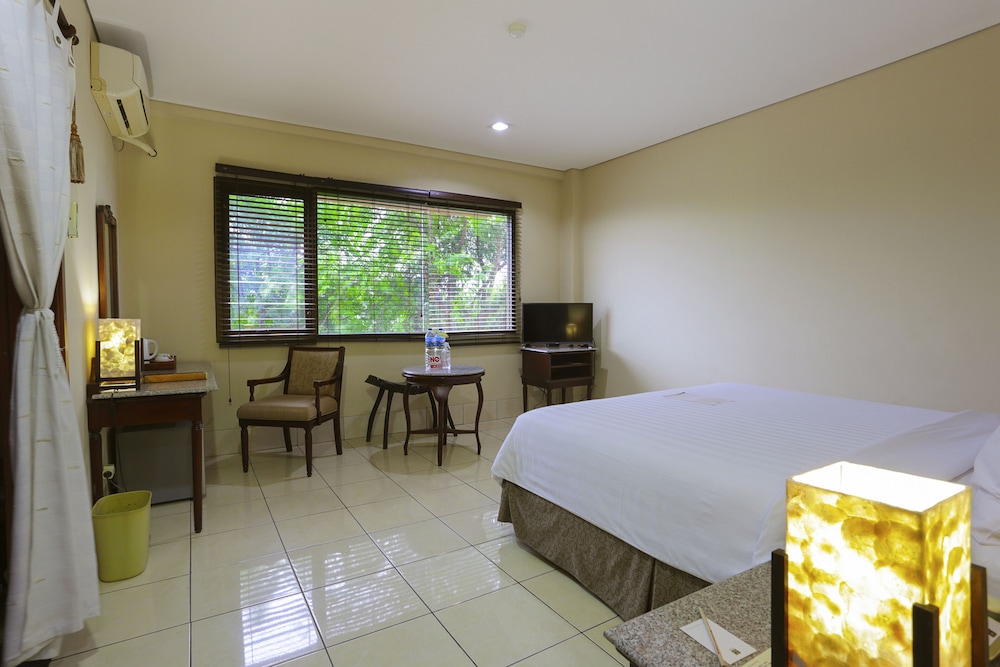 Superior Studio Suite (Latte 23) photo 3