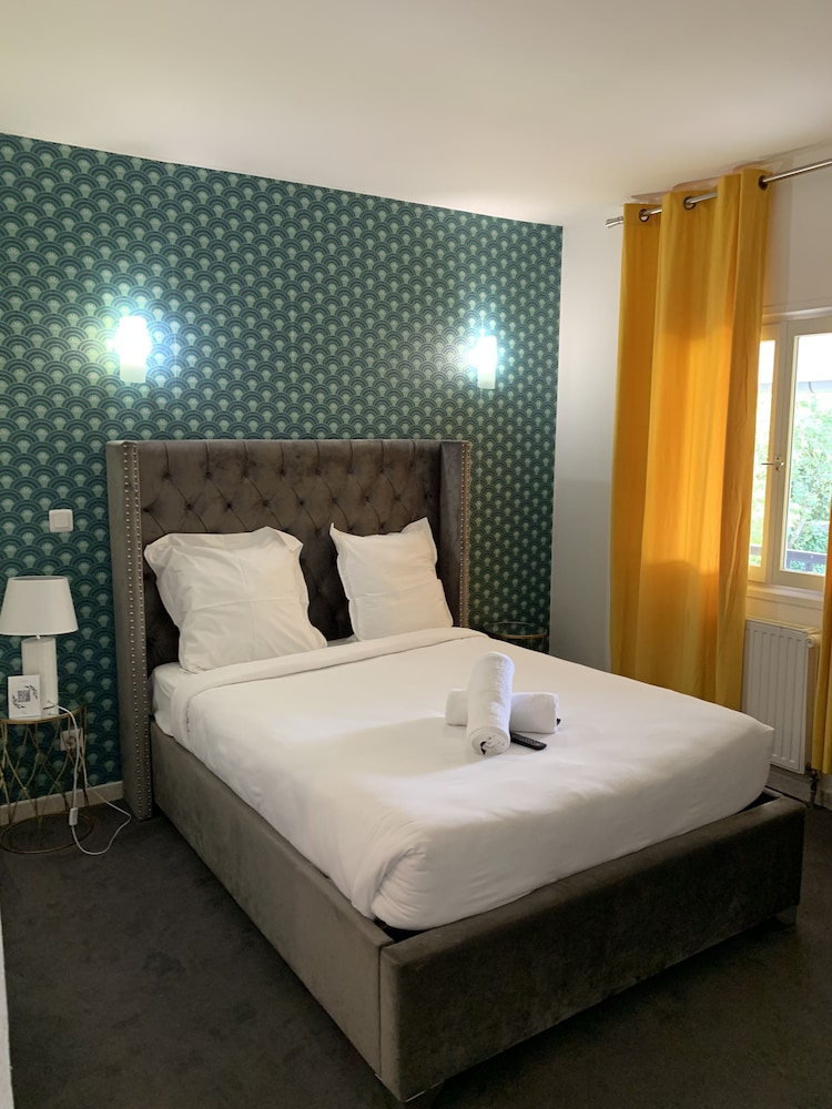 Double Room - Photo 1