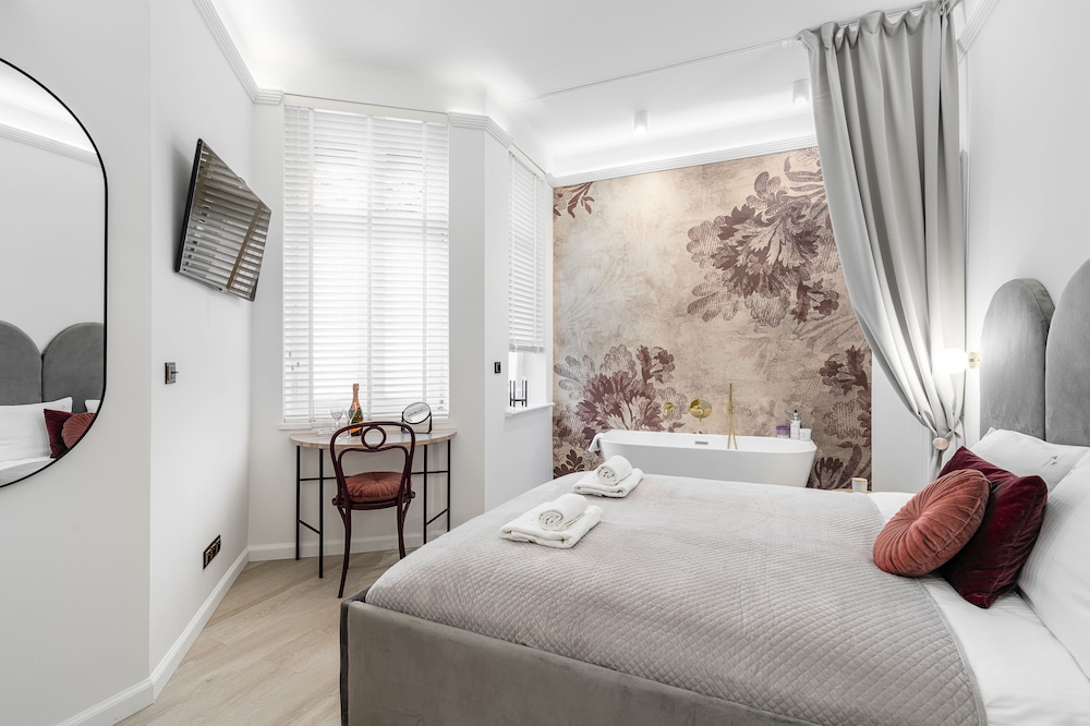 Classic Studio, 1 Double Bed, Bathtub