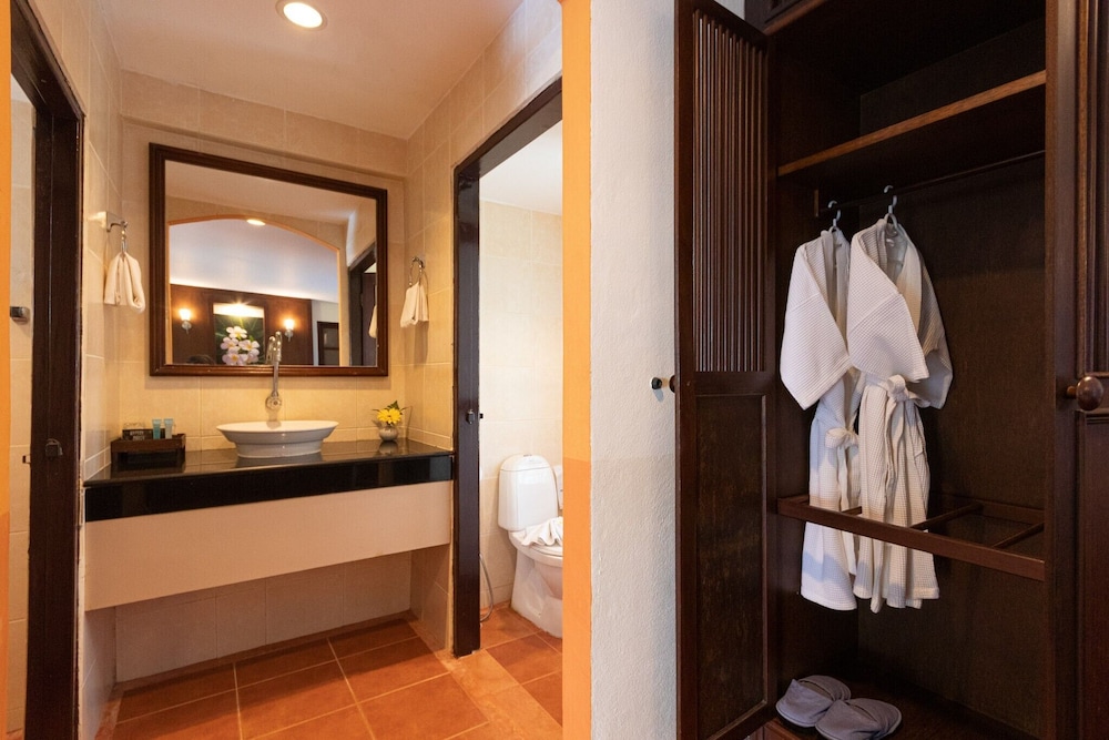 Villa One Bedroom Poolside with Free Spa - Photo 4