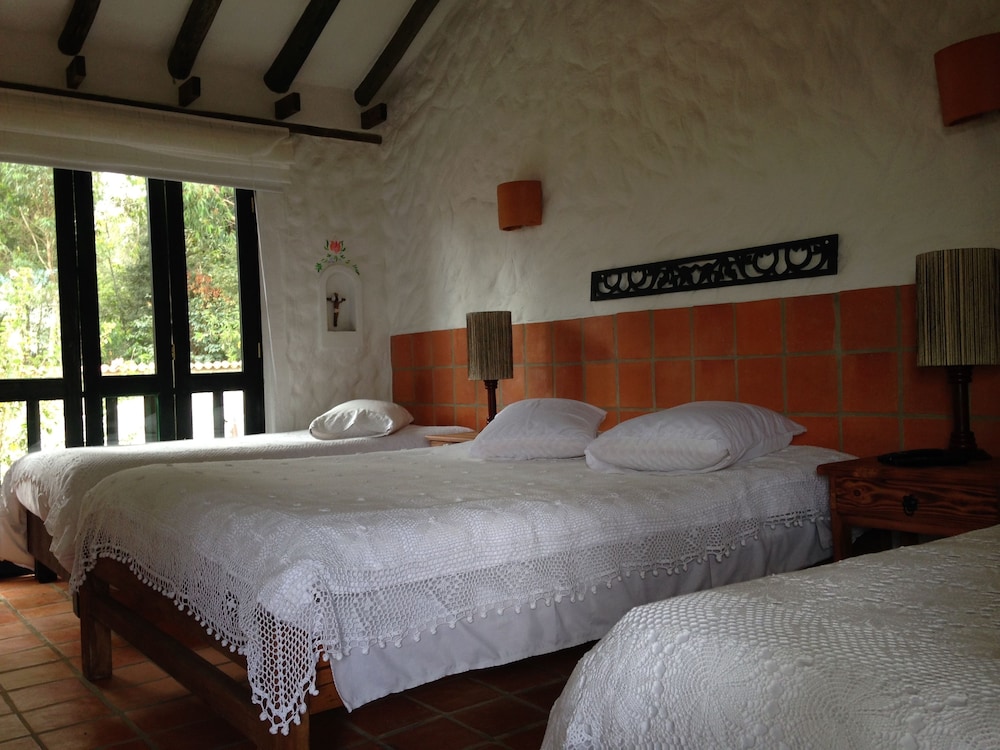 Superior Room, Multiple Beds photo 3