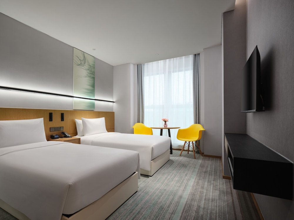 Signature Double or Twin Room, Lakeside photo 1