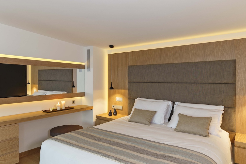 Premium Duplex Suite Swim up Sea View