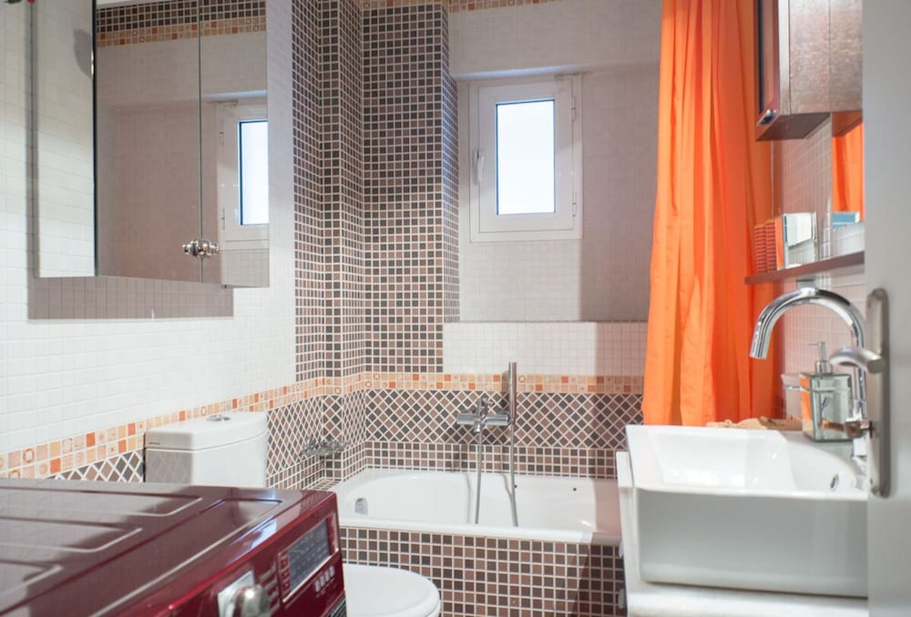 Designer s Apartment in Galatsi Area, Billede 2