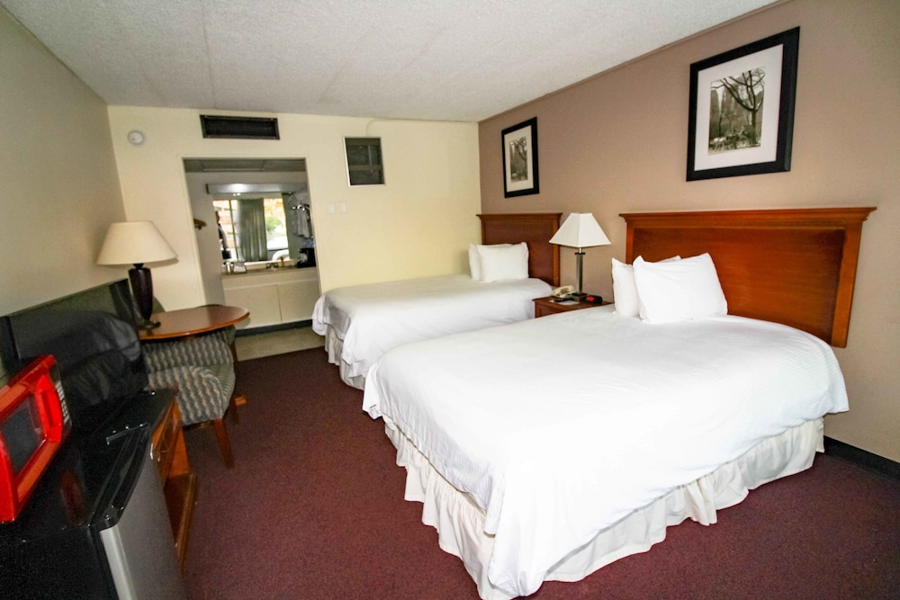 Deluxe Room, 2 Double Beds, Non Smoking photo 2