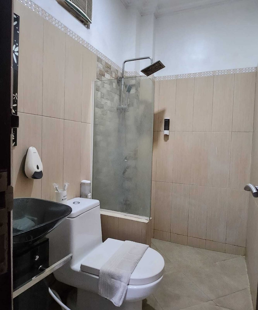 Deluxe Room - Photo 2