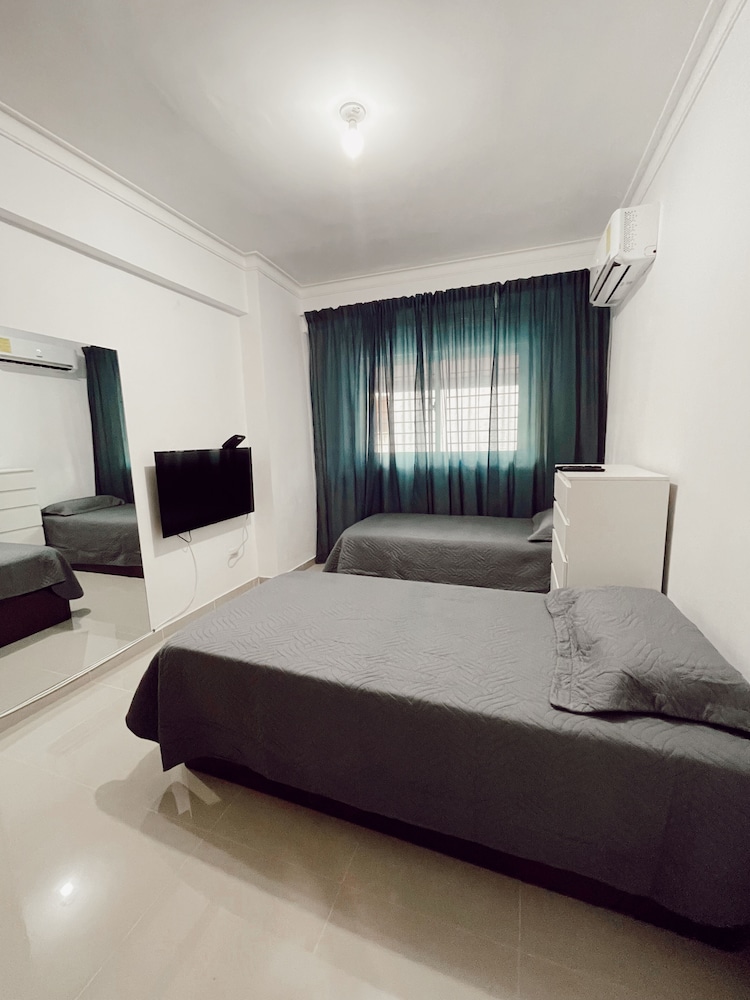 Family Apartment, 3 Bedrooms photo 1