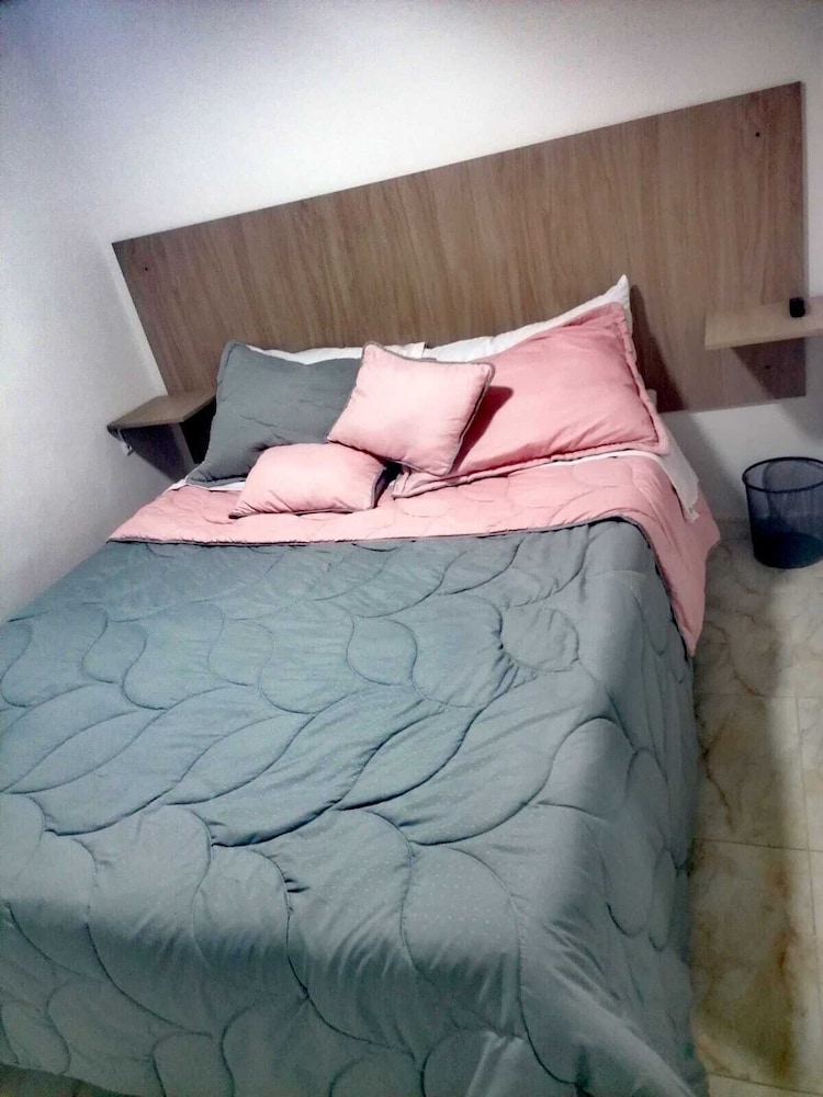 Comfort Room, 4 Bedrooms