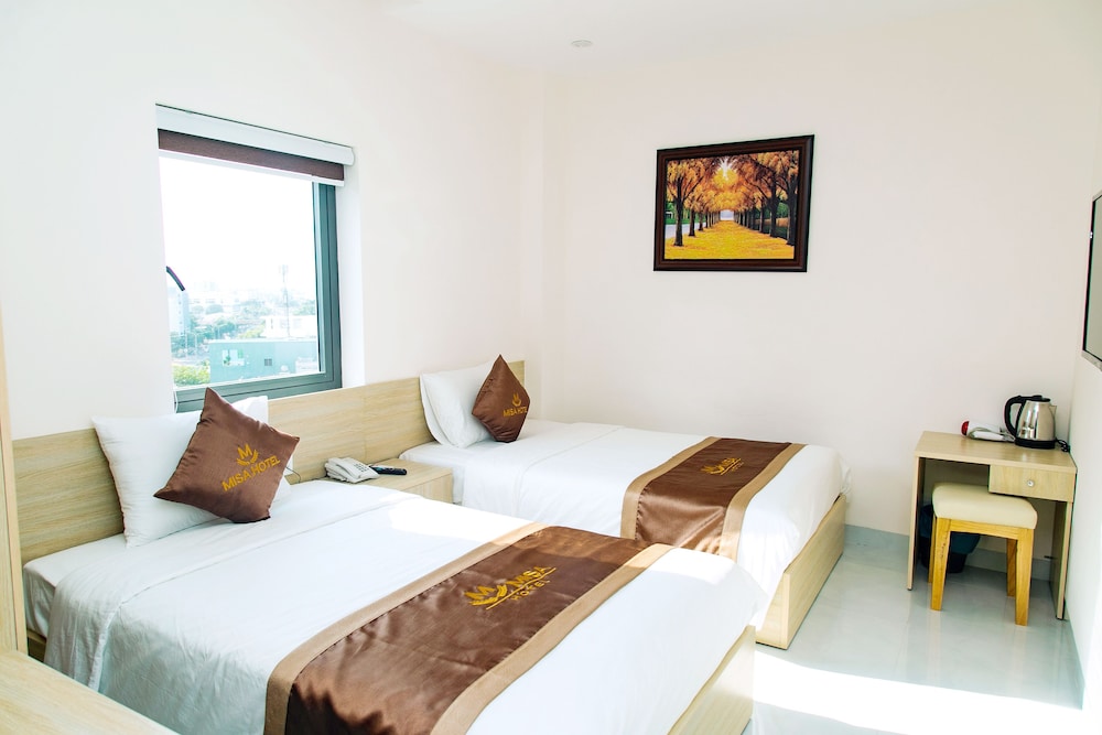 Deluxe Twin Room, City View