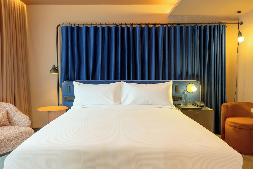 Room, 1 Queen Bed - Photo 1