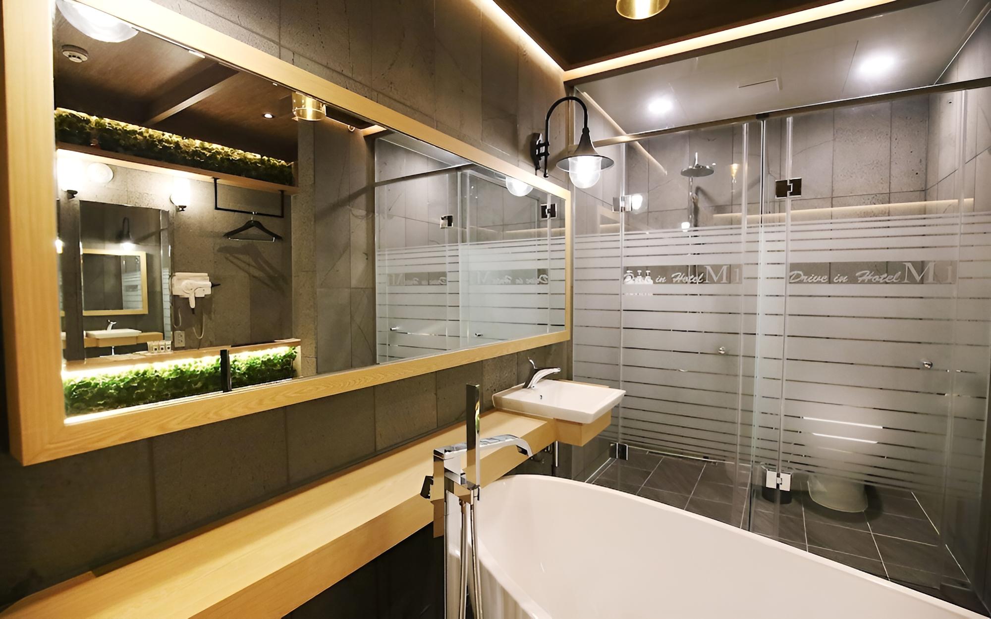Room (Standard (natural)) photo 1