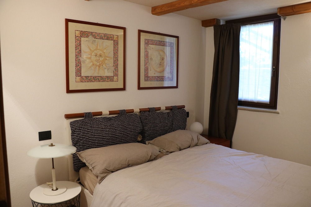 Deluxe Apartment photo 3