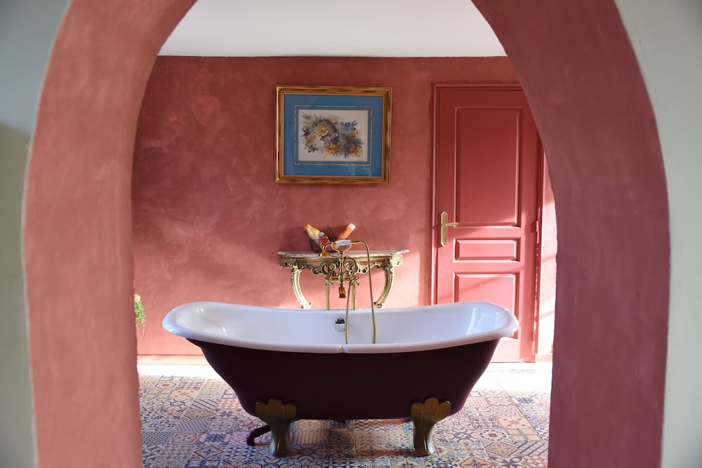 Romantic Suite, Ensuite, Garden View photo 3