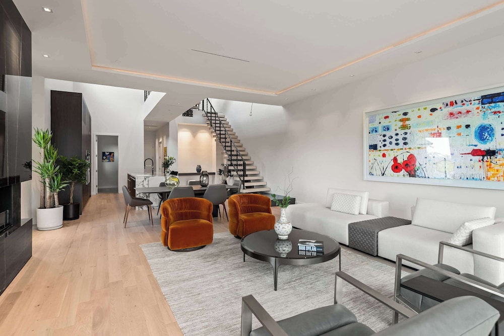 Lux Penthouse 4-story Stunner Rooftop Views, Billede 34