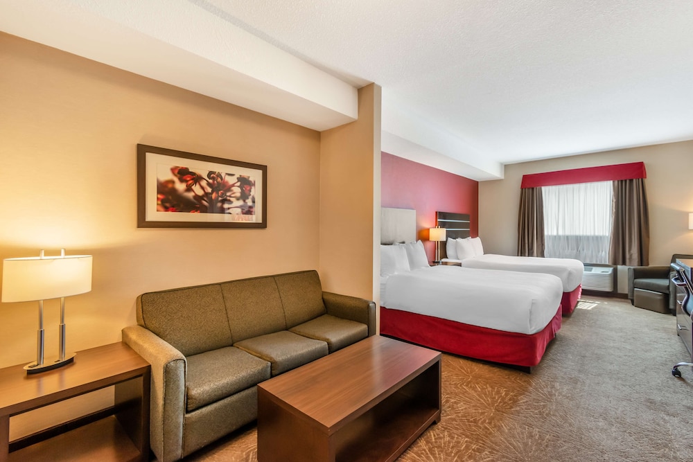 Suite, 2 Queen Beds, Non Smoking, Kitchen (with Sofabed)