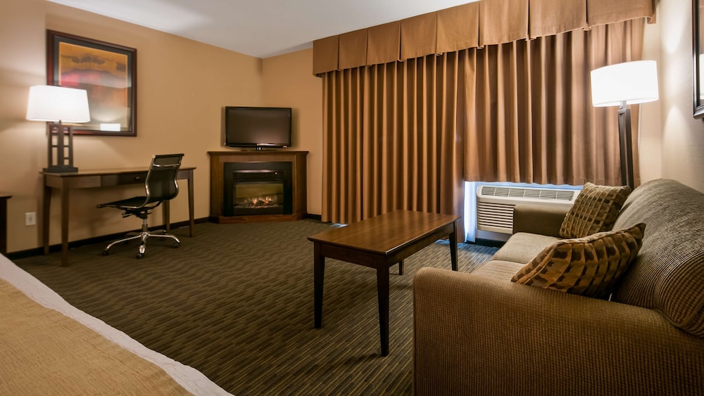 Executive Room, 1 King Bed, Non Smoking, Fireplace (with Sofabed) photo 2