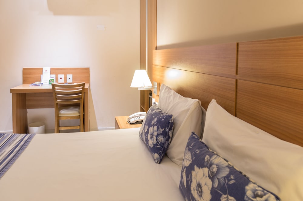 Luxury Twin Room photo 2