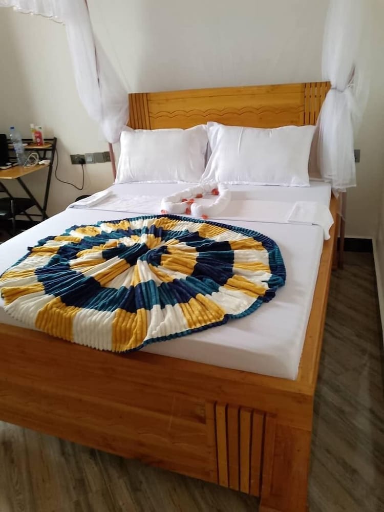 Luxury Single Room, Courtyard View