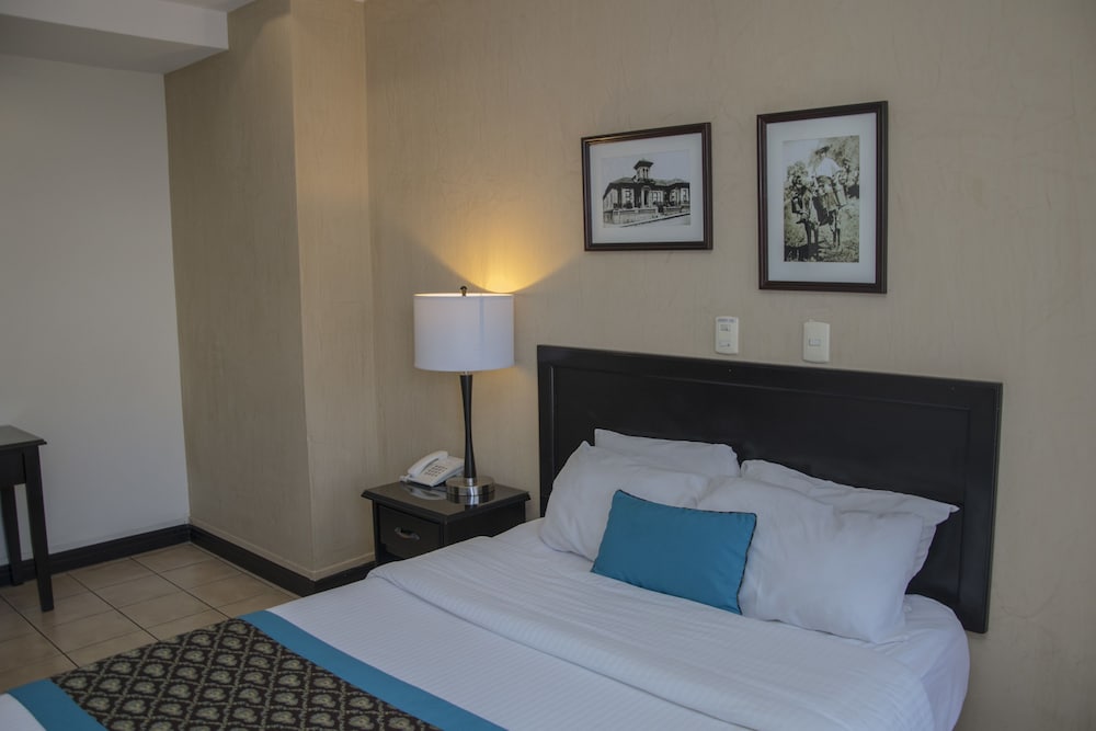 Standard Room photo 2